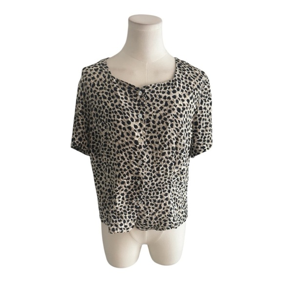 K ARNOLD Tops - Vintage 80s K Arnold 100% Silk Animal Print‎ Short Sleeve Blouse SZ L Cheetah